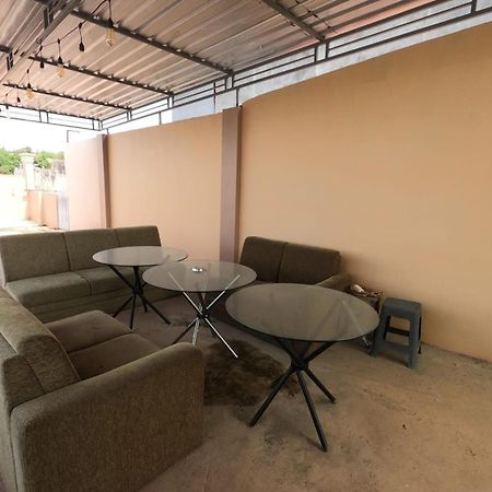 Innbox Hostel Sorong Ngoại thất bức ảnh