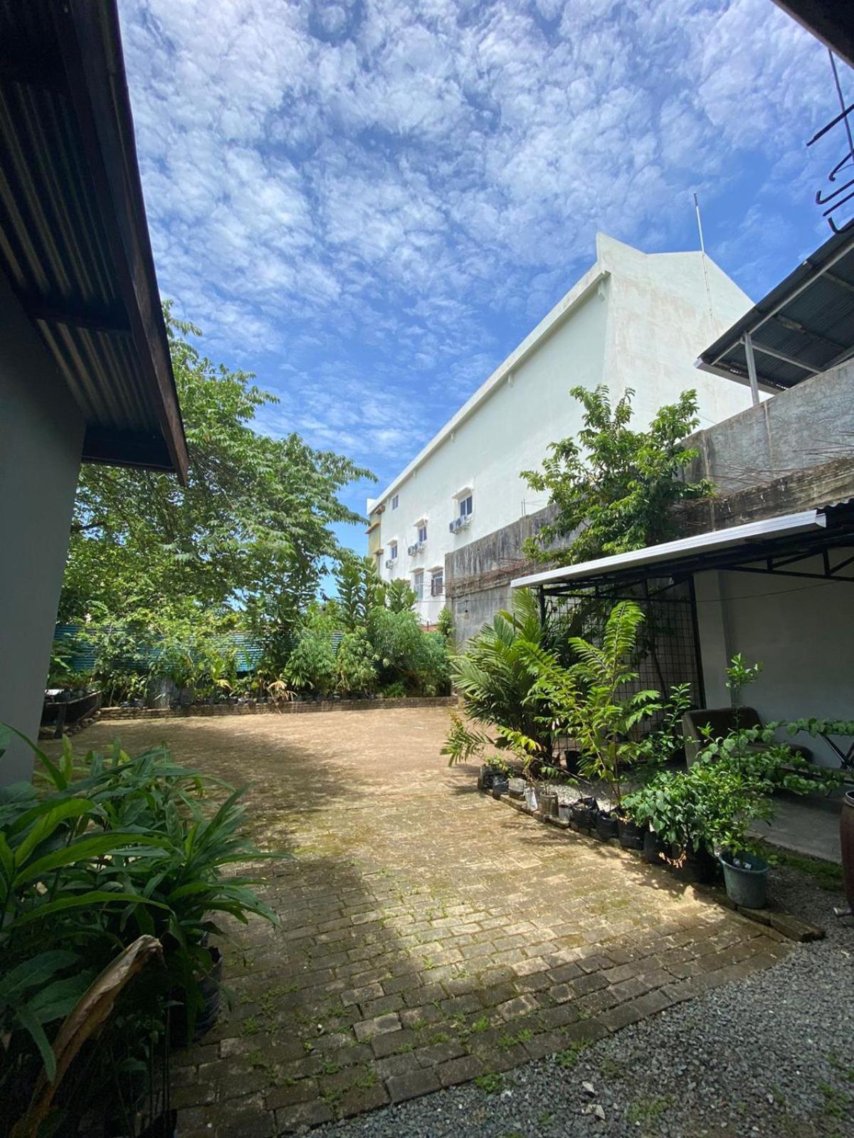 Innbox Hostel Sorong Ngoại thất bức ảnh
